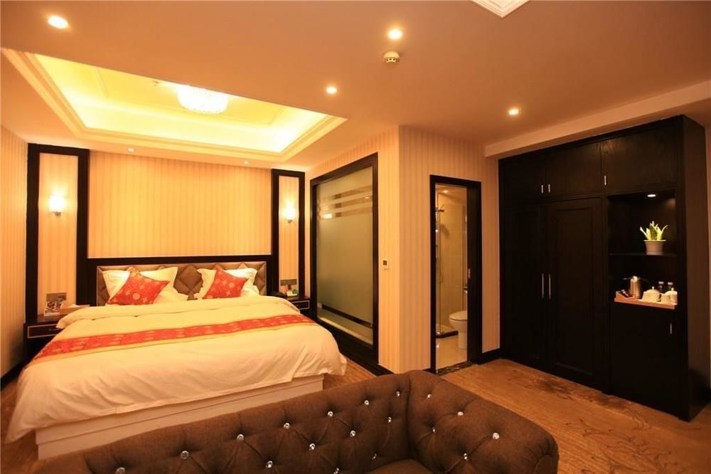 Jiayun Hotel Chengdu Exterior photo